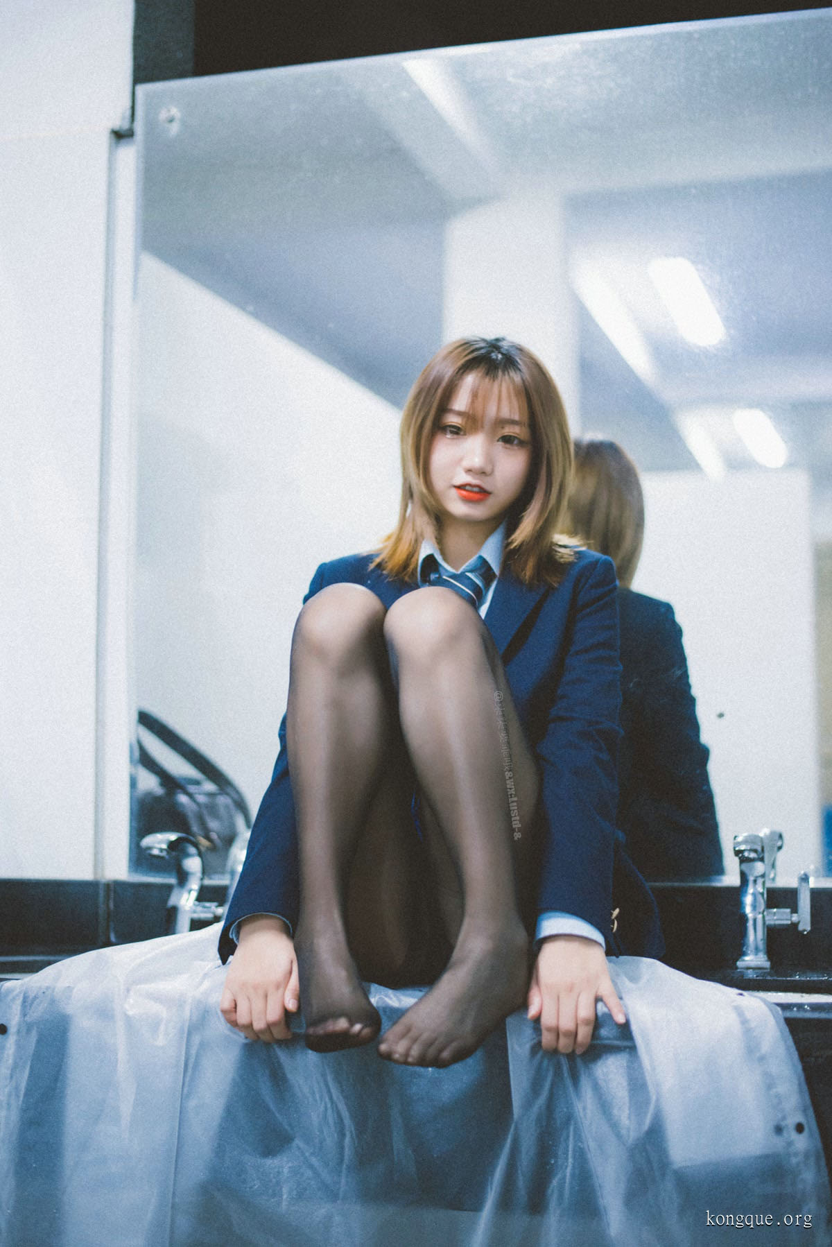 柒柒要乖哦_深夜公园JK_(10)