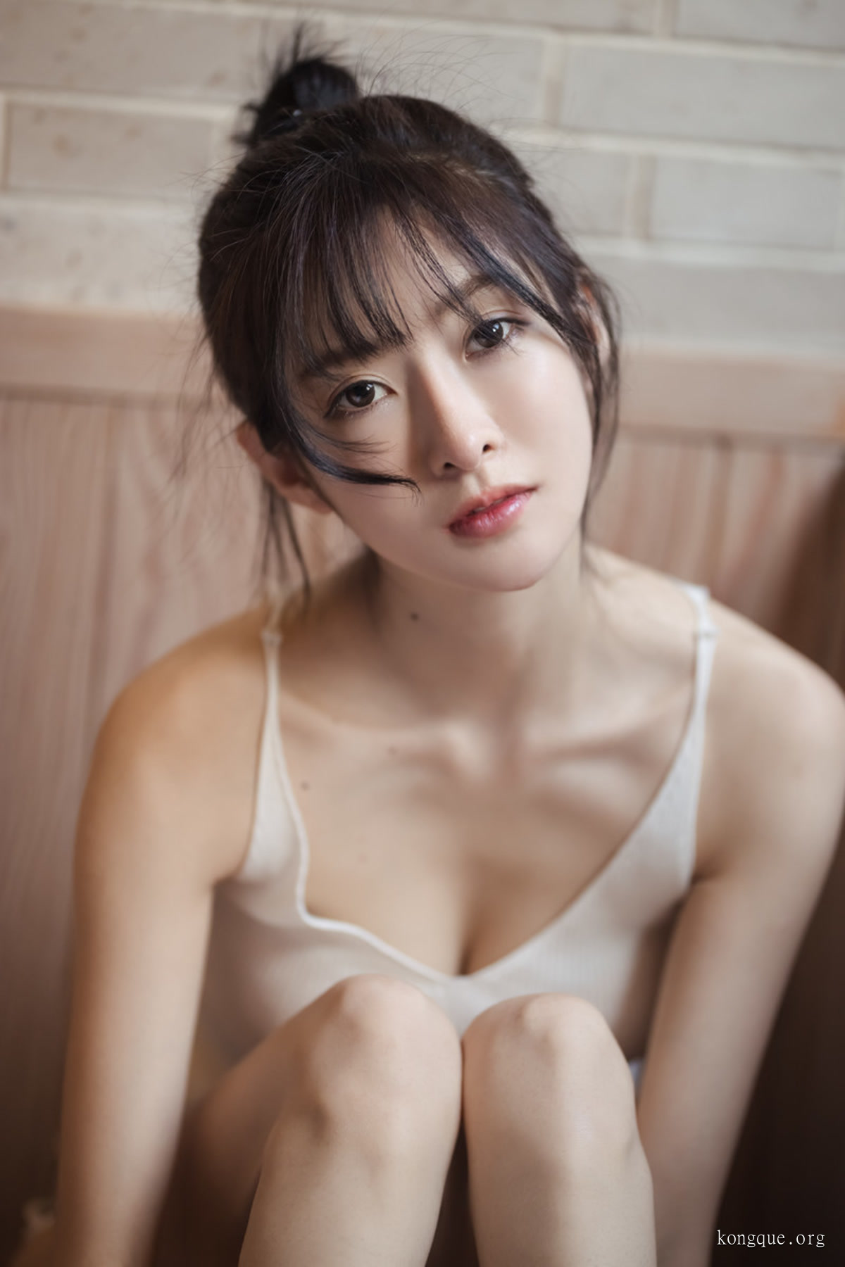 王羽杉-吊带背心_047