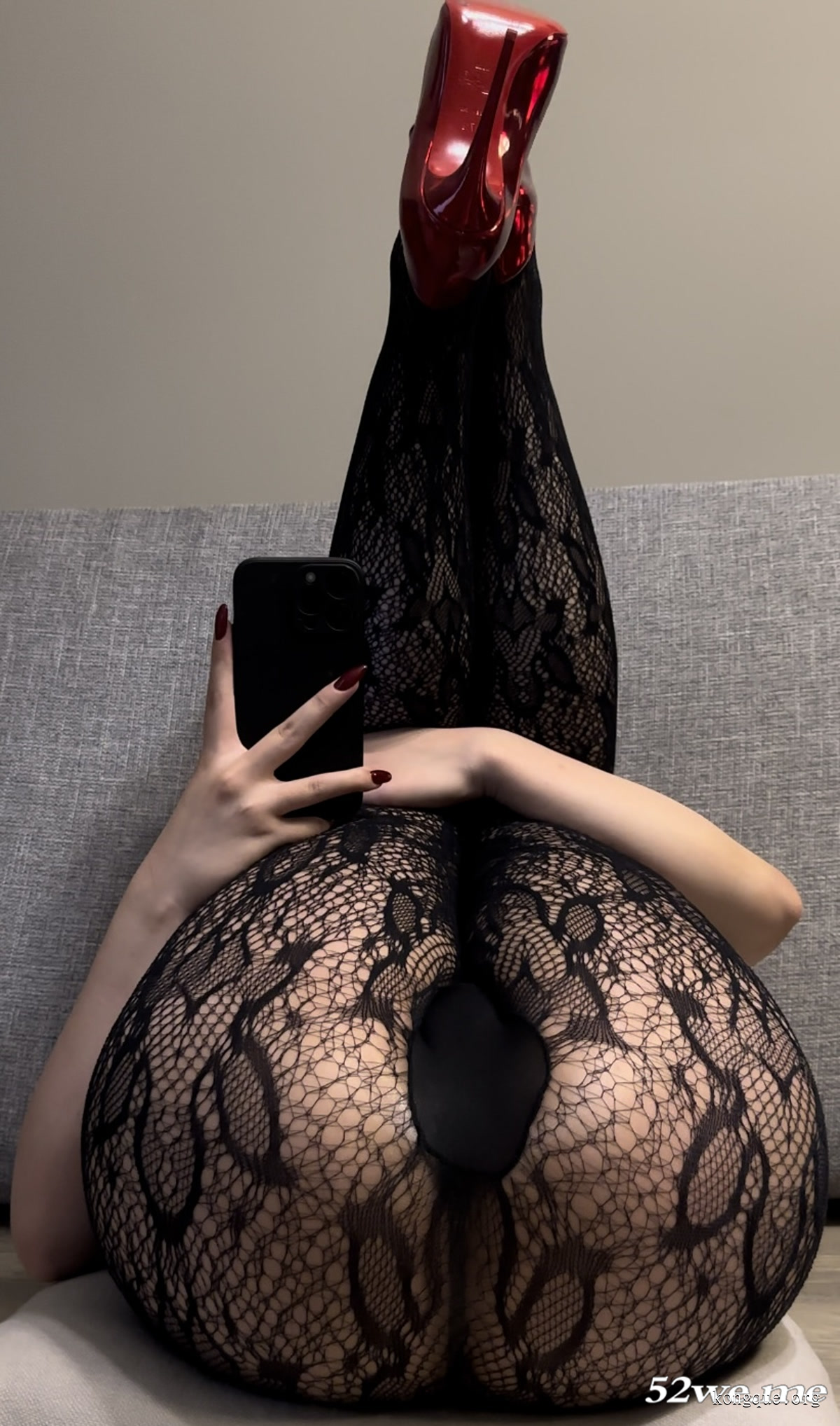 001.保守的二舅妈_蕾丝蜜桃臀_c_(12)