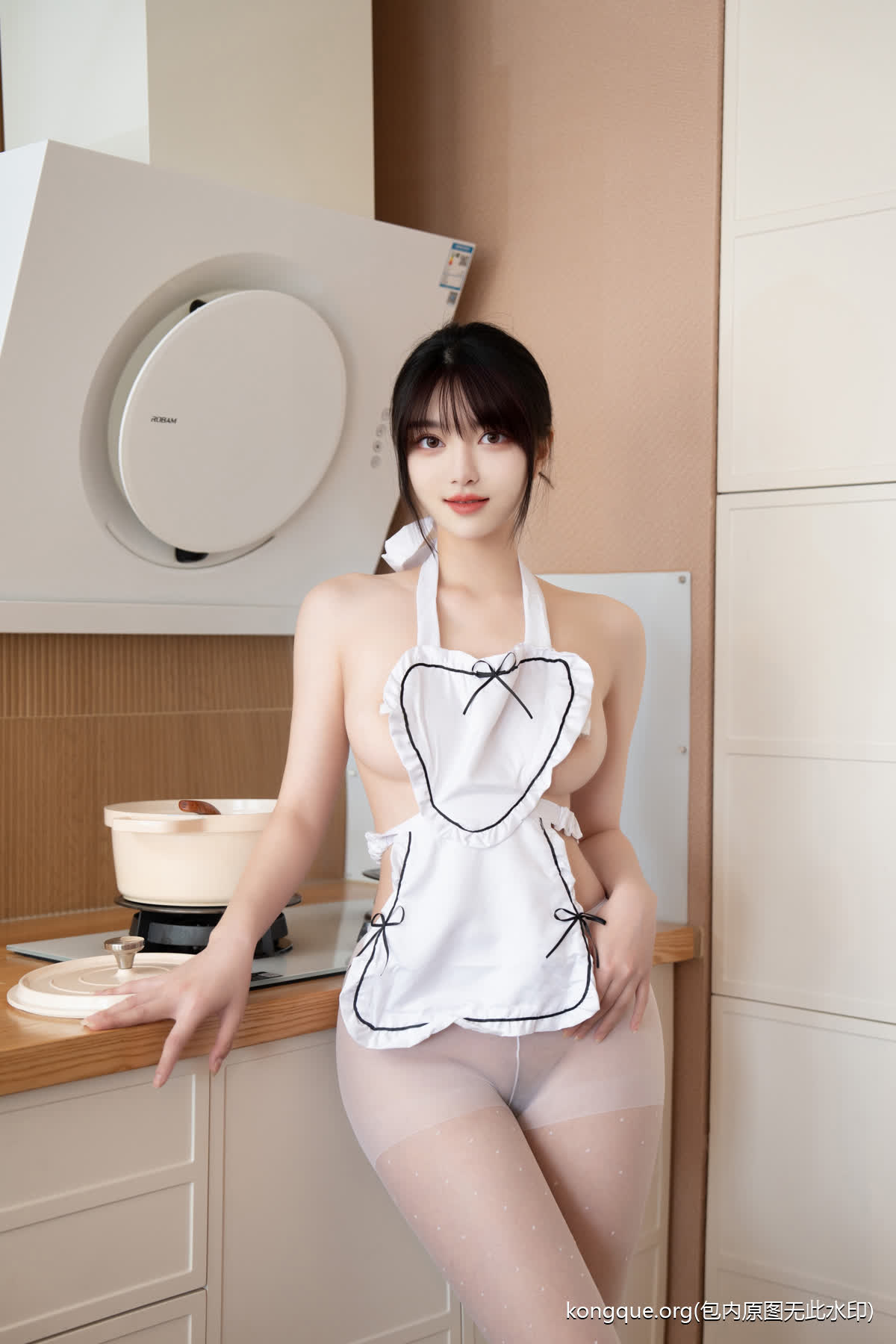 005.白露lulu-内购无水印性感小厨娘_0001