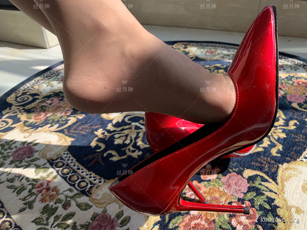 丝月神 – 朋友圈收费系列套图-新魅节拍