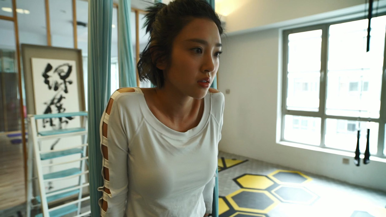 [明星]唐艺昕近距离拍摄瑜伽紧身高清视频[2v-3.95G-1080P]-新魅节拍