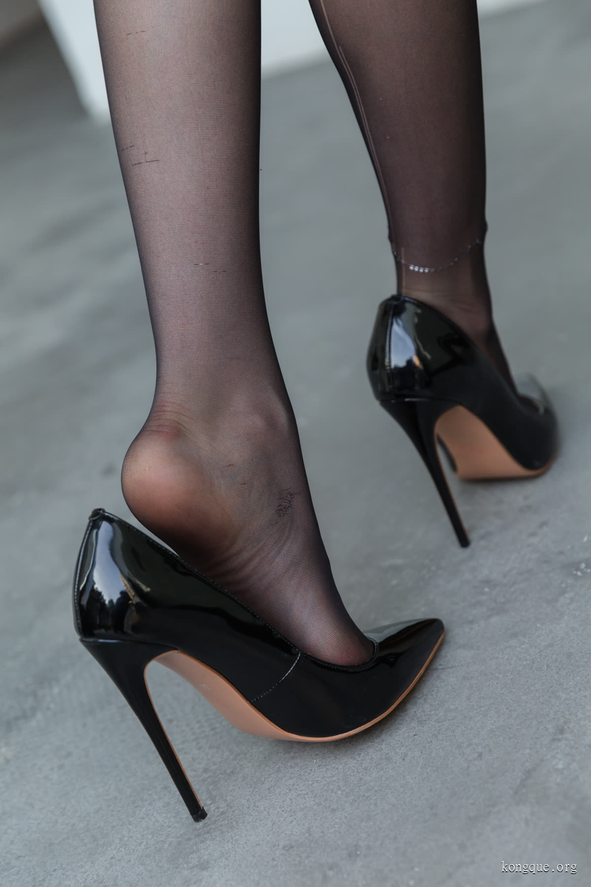 Sia不吃鱼 – 全套丝足美足高跟视频合集[66套-84.7G-2025.9]-新魅节拍